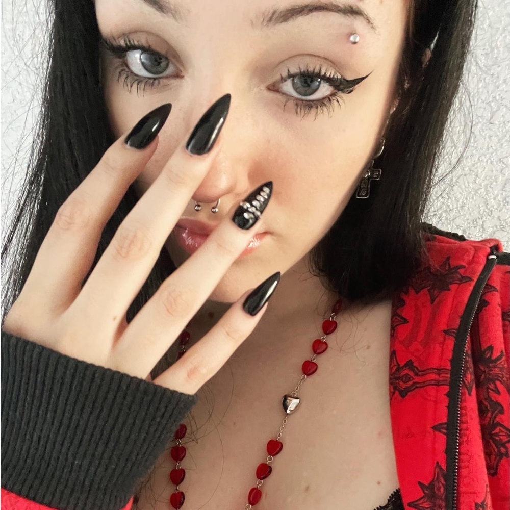 Meet your Posher, Sofia